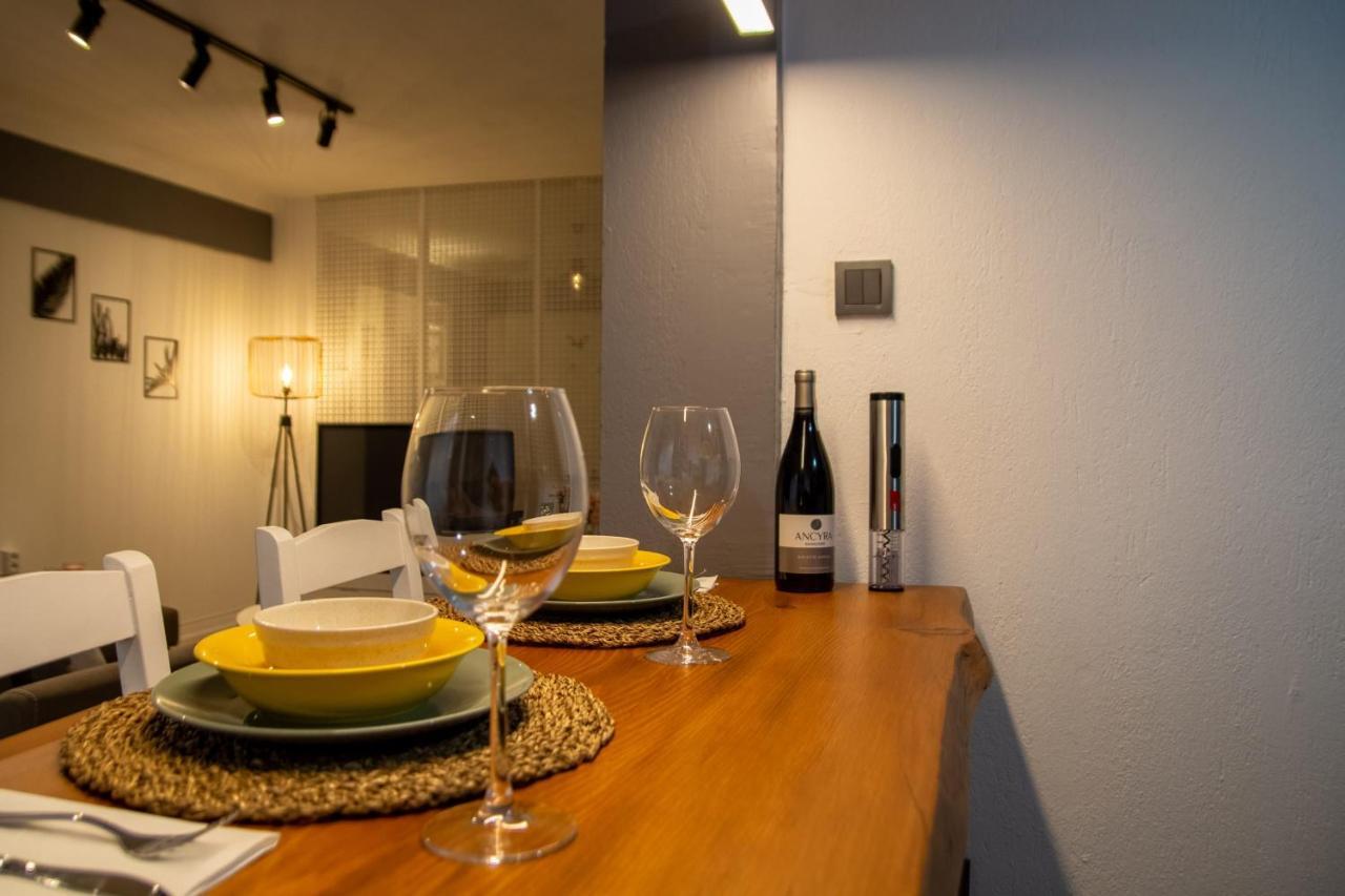 Amazing Flat Near The Coast With A Delightful Shared Terrace Close To Public Transportation In Karsiyaka İzmir Extérieur photo